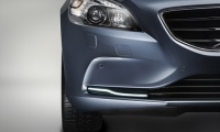 Yeni Volvo V40 