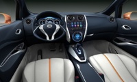 Nissan Invitation Cenevre Fuarı’nda 