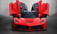 Ferrari'nin Süper Otomobili “LaFerrari” Cenevre’nin Yıldızı Oldu