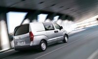Hyundai H-1