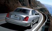 Kia Opirus