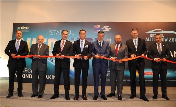 İstanbul Autoshow 2017 “Geleceğe Yakından Bakın” kapılarını açtı 