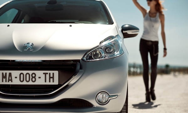 Peugeot 208 Red Hot Chili Peppers Sponsorluğu