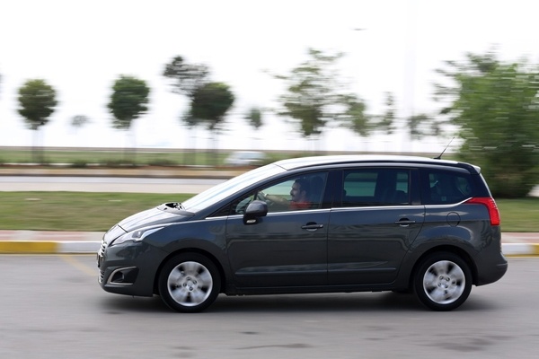 Peugeot’dan engelleri aşan bir otomobil:5008