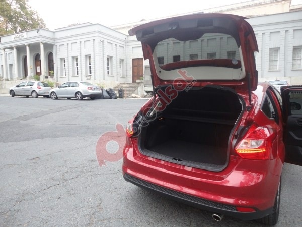 Ford Focus Testi Görselleri 2012 Model