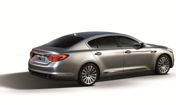 Kia'dan yepyeni bir sedan