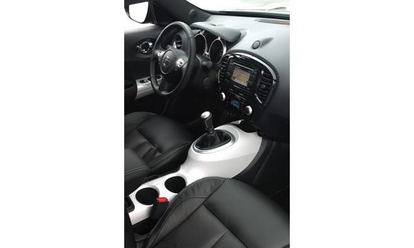 NISSAN JUKE SHIRO