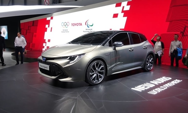 Cenevre Autoshow 2018 Yeni Totoya Auris