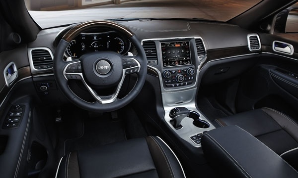 Yeni Grand Cherokee