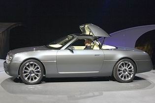 Detroit Auto Show 2004