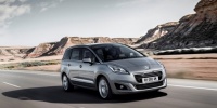Benzersiz aile otomobili Peugeot 5008 yenilendi