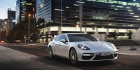 Porsche’den Cenevre’de dünya prömiyeri: Panamera Sport Tourismo ve Turbo S E Hybrid