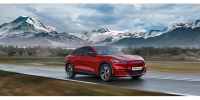 Ford “BlueCruise” ile eller serbest