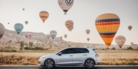 Volkswagen Golf 50. Yılını Kapadokya’da kutladı