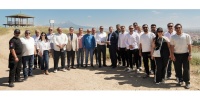 K&acirc;mil Koç ve Mercedes-Benz Türk, Aksaray Hatıra Ormanı'nda fidan diktiler