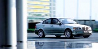 BMW 3 ve BMW 5 yılın sedanları
