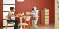Asimo takım çalışmasında