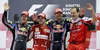 Alonso Singapur'da hem poleyi hem yarışı kazandı