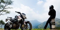 Bajaj’dan Sportif Atak! Sınıfının Lideri Pulsar 200 NS!