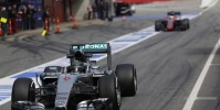 Cuma gününün en hızlısı Nico Rosberg