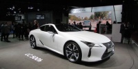 Lexus Paris Motor Show'da büyüledi