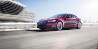 Tesla SolarCity’yi satın aldı