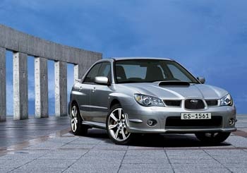 Subaru Impreza tamamen yenilenerek Eylül'de geliyor