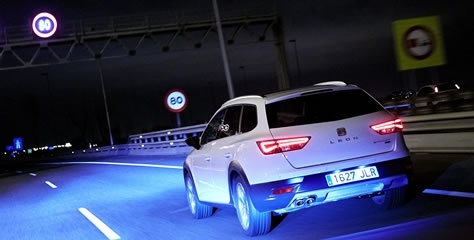 Güvenli gece yolculuğu için SEAT sürüş uzmanlarından öneriler