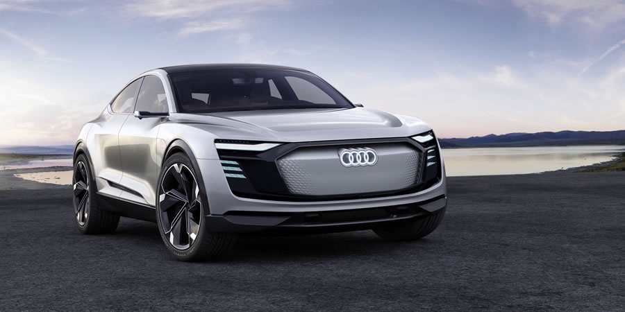 Audi geleceğin spor otomobili e-tron Sportback’i tanıttı 