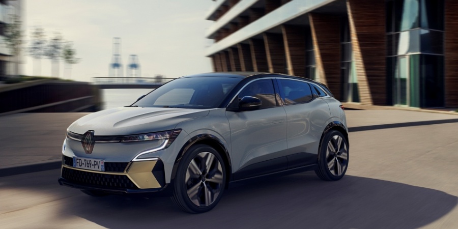 YENİ MEGANE E-TECH %100 ELEKTRİKLİ 