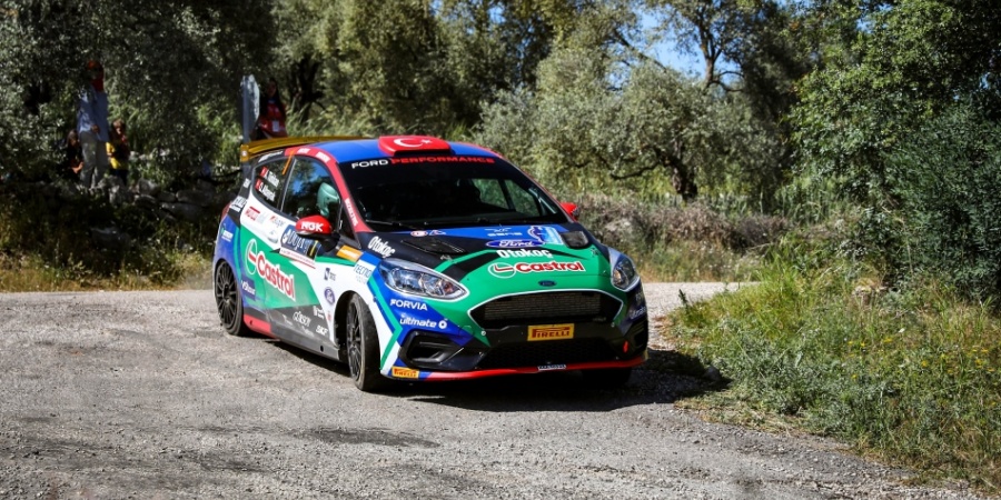 Castrol Ford Team Türkiye, Bodrum Rallisi’nde Zirvede