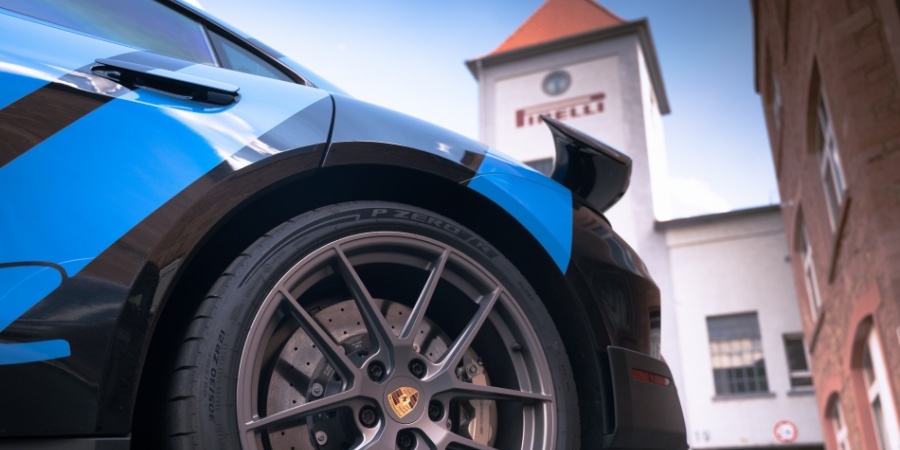 PIRELLI ELECT özel teknolojiyle yollarda