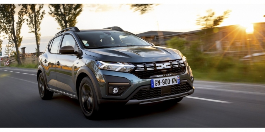 DACIA SANDERO STEPWAY ZİRVEDE