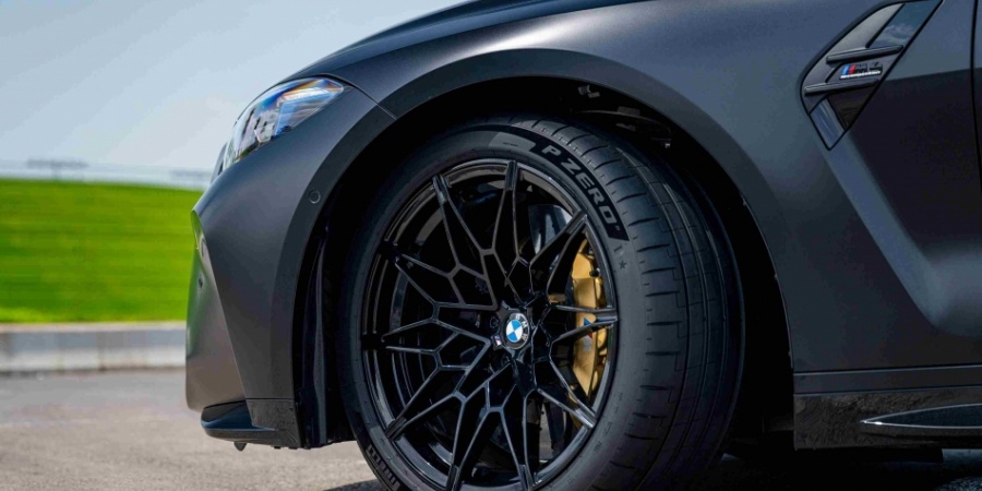 PIRELLI YENİ P ZERO’YU SUNDU