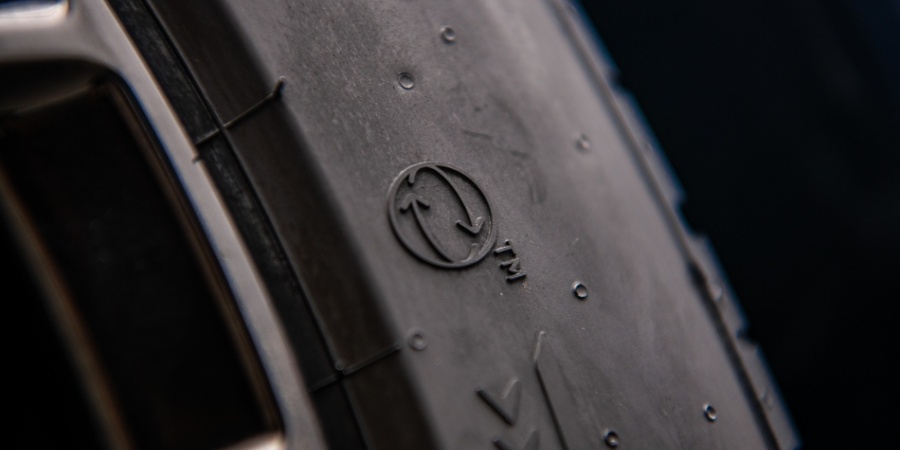 PIRELLI GERİ DÖNÜŞTÜRÜLMÜŞ İLK LASTİĞİNİ TANITTI