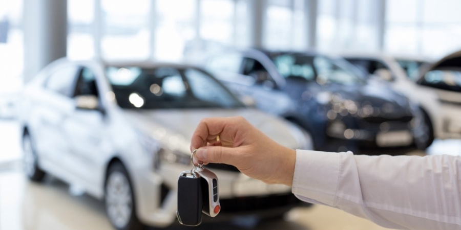 Otomobil reel fiyatlarındaki yıllık negatif değişim sürüyor