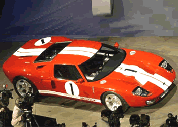 2005  Ford GT Dünyanın En Hızlı Araçları Listesinde...