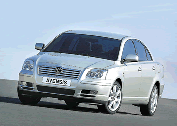 Yeni Avensis 1.6 Elegant  zengin donanımlı yeni bir üye