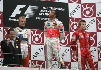 Japonya GP'sinde zafer Hamilton'un oldu