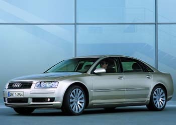 Audi A8L 4.2 quattro ile ilişkiler uzadı