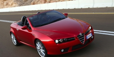 Alfa Romeo’nun yeni Roadster’i 2015'de yollarda!