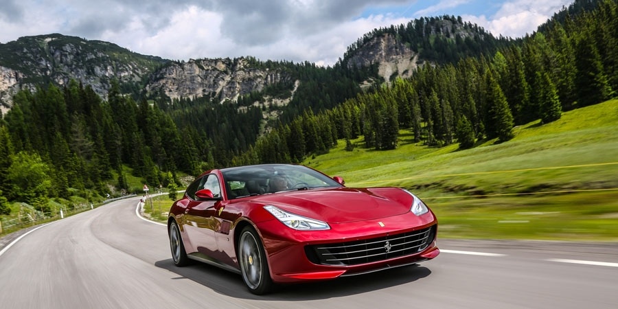 Ferrari GTC4 Lusso’ya En Güzel Otomobil Ödülü!