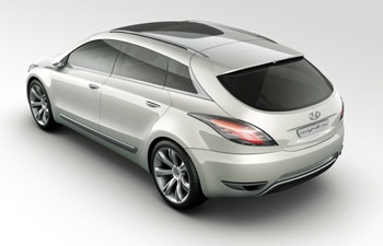 Hyundai Genus: Coupe ile Station Wagon tasarımlarının kusursuz birlişimi