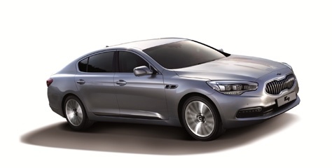 Kia’dan Yepyeni bir Sedan...