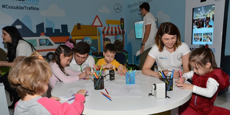 Mercedes-Benz Türk, ‘İyi Bir Gelecek İçin’  Çocuk Gelişimi Fuarı’na katıldı