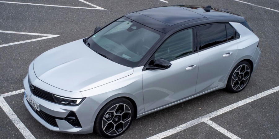 Opel Modelleri Panoramik Cam Tavan Özelliğinde