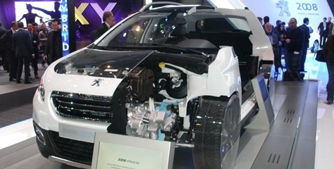 Peugeot’dan  2008 HYbrid Air