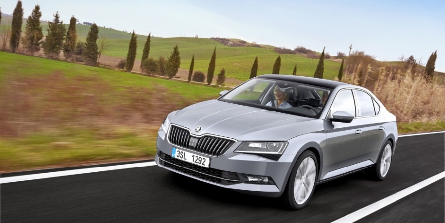 Skoda’nın Yeni Yıldızı Superb Showroom’larda
