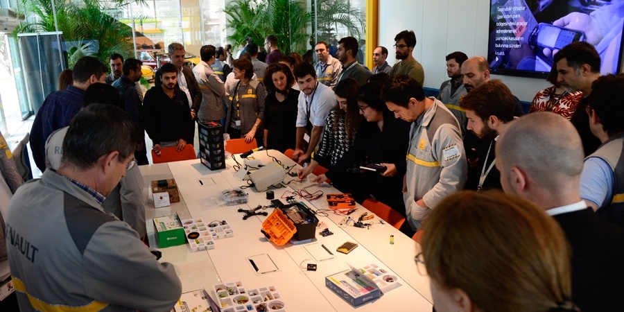 ​Oyak Renault inovasyon laboratuvarı Innov@OR açıldı 