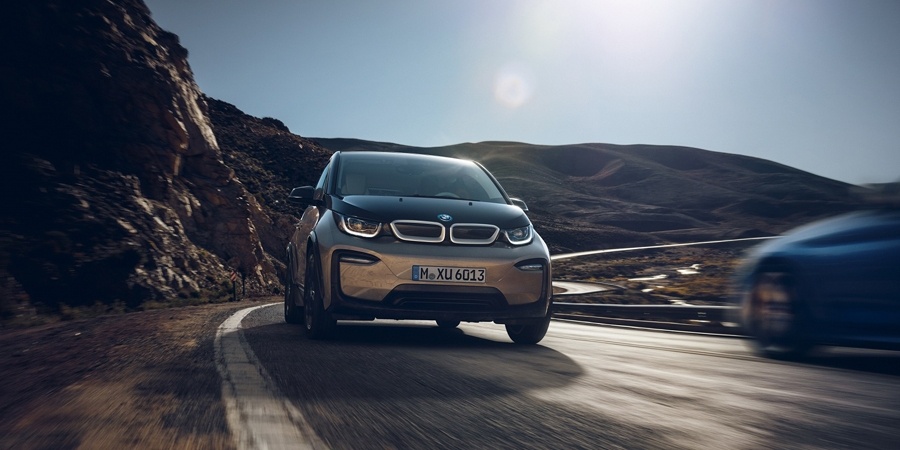 BMW i3 elektrikli sürüş keyfini yüksek performansla birleştiriyor